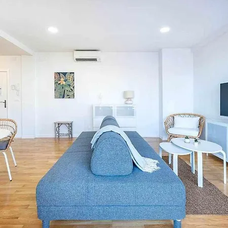 Vivendos - Tr15 - Bajondillo Lejlighed *