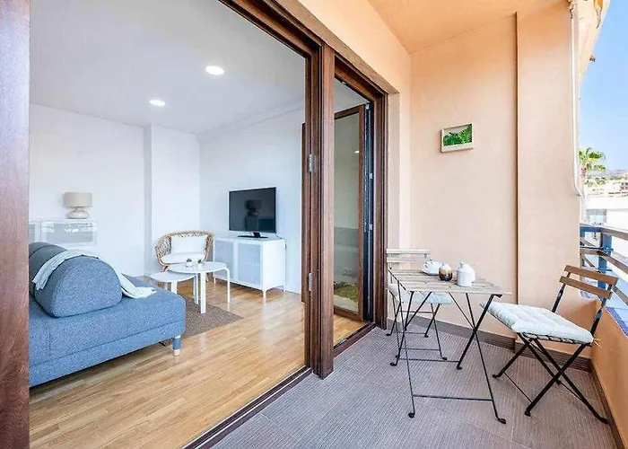 Vivendos - Tr15 - Bajondillo Apartment